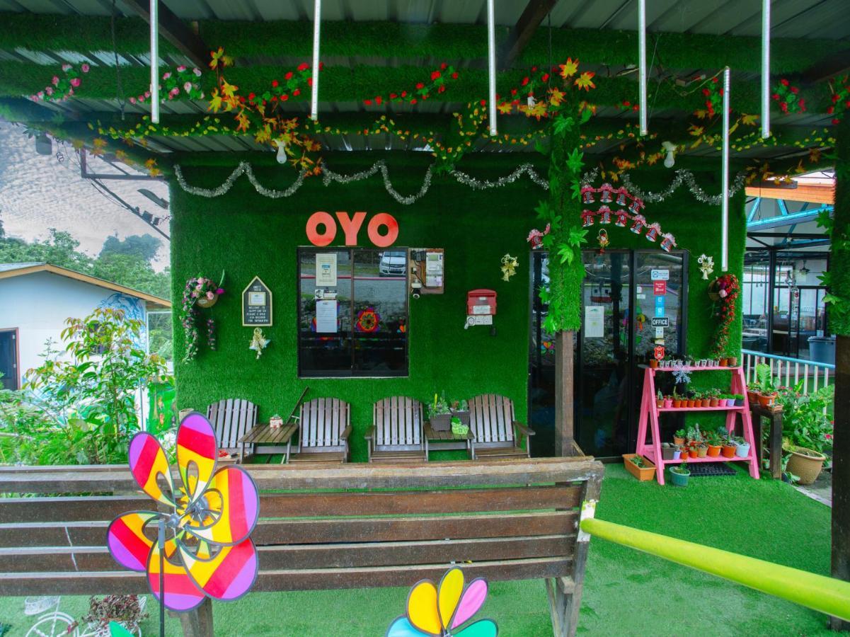 Oyo 90111 Happy Garden Hotel Tenompok Exterior photo