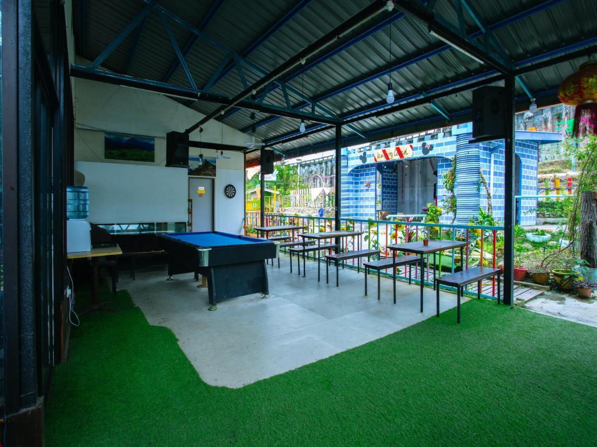 Oyo 90111 Happy Garden Hotel Tenompok Exterior photo